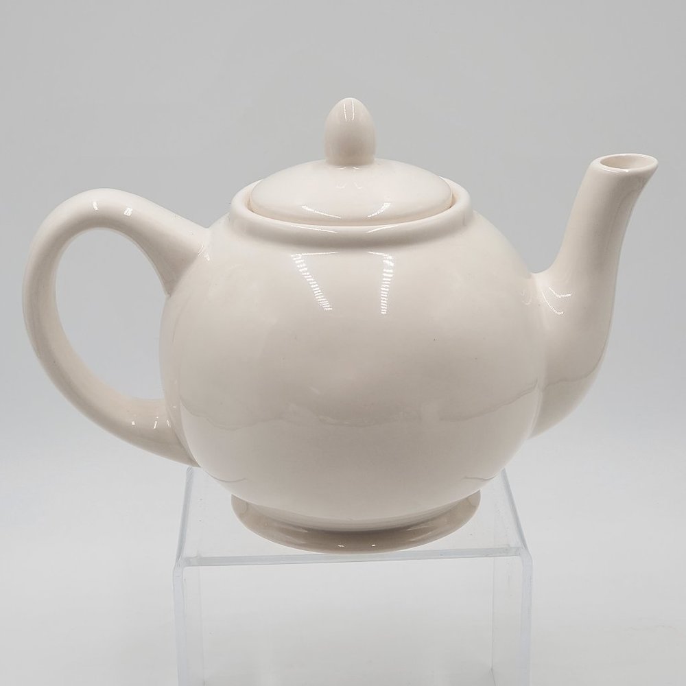 Rae Dunn TEA Pot & CREAM Pitcher - NWOT - Picture 5 of 16